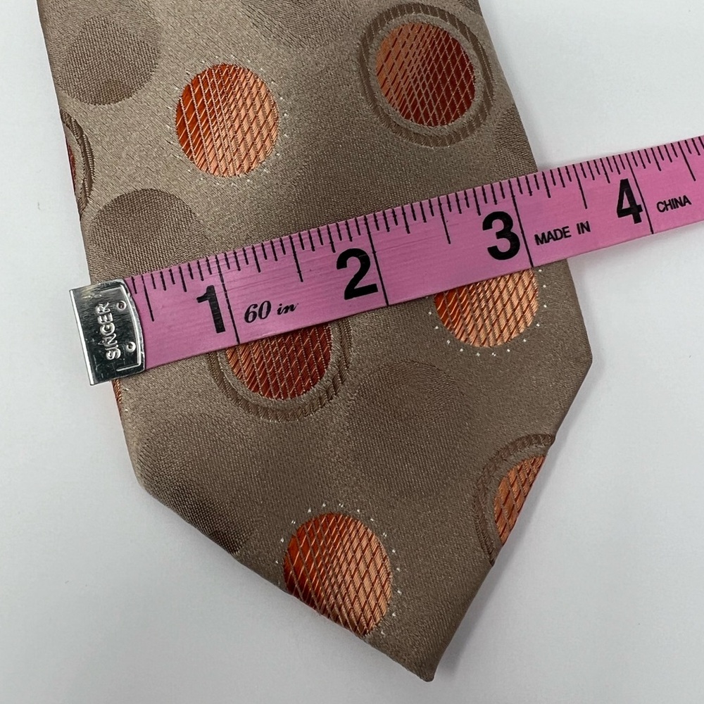 Concepts by Claiborne Tie,‎ 100 percent silk, polkadot, circles, work, office - Picture 5 of 6